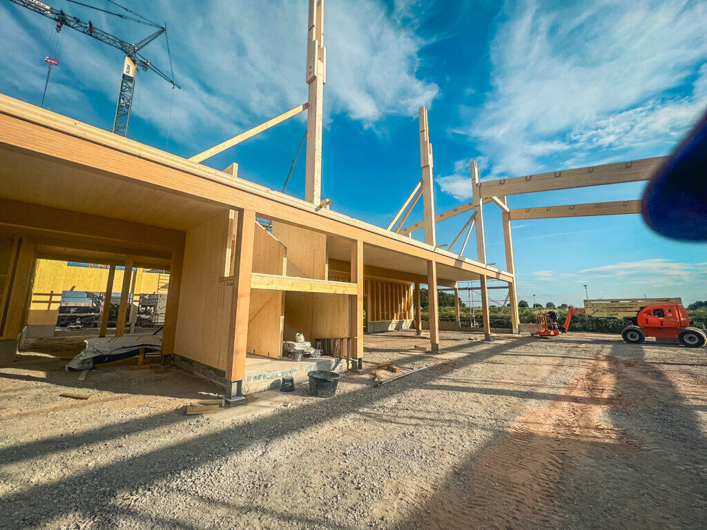 Aufbau einer mehrschichtigen Holzfaser-WDVS-Fassade